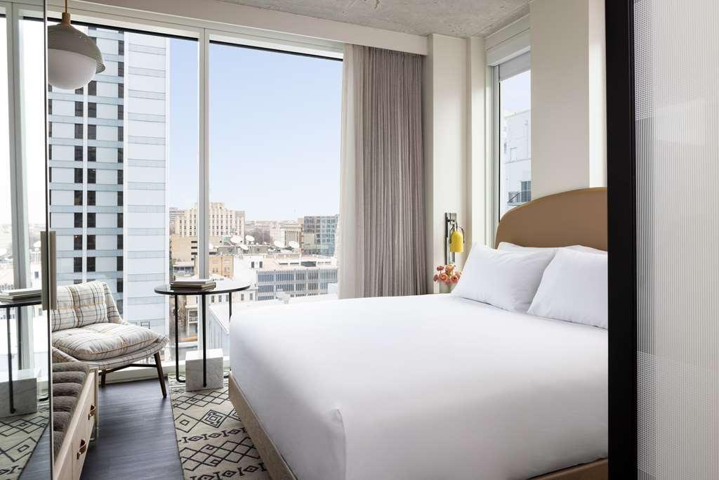 Hyatt Centric Congress Avenue Austin Hotel Room photo